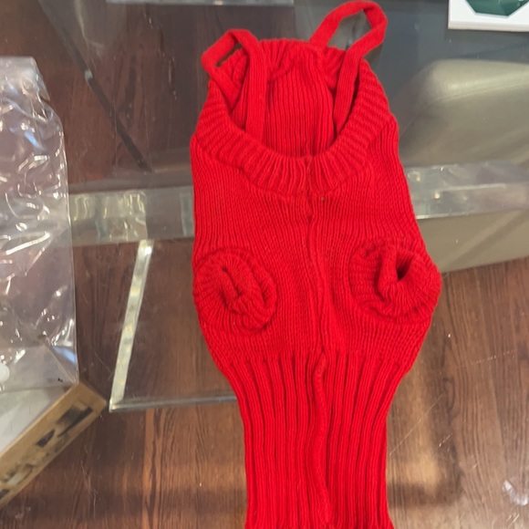 Red Dog Sweater Size Small - Picture 3 of 4